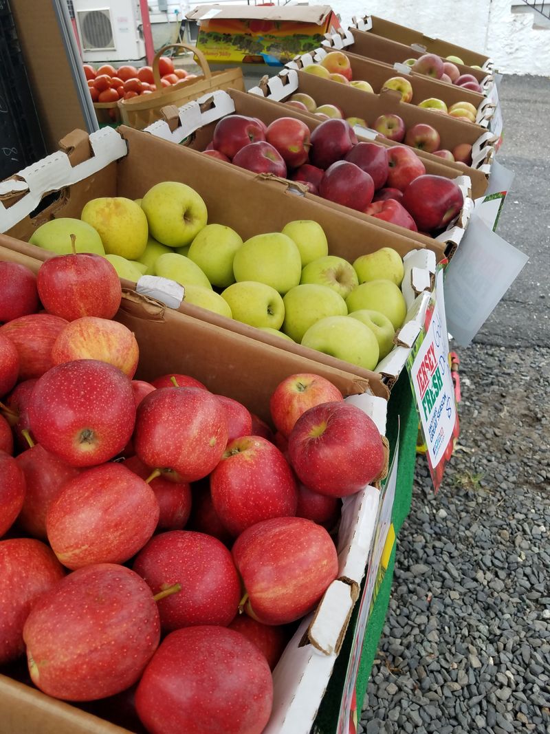 Fresh Produce Including Tree-Ripened Seasonal Fruit
