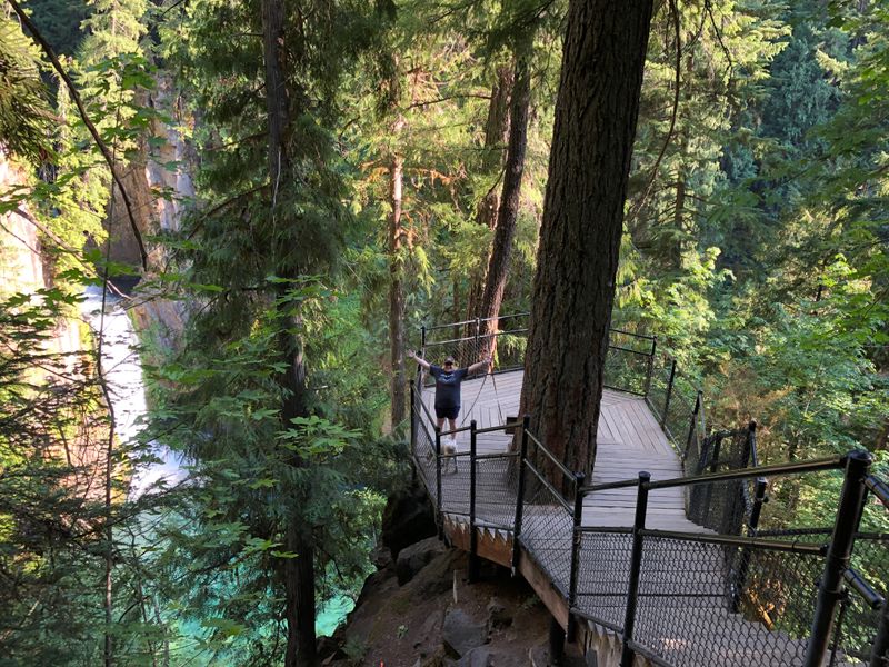 Rogue-Umpqua Scenic Byway