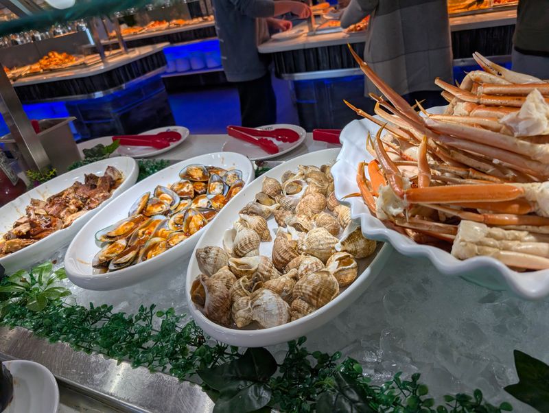 Umi Hotpot Sushi & Seafood Buffet, 1692 Clements Bridge Rd, Deptford, NJ 08096