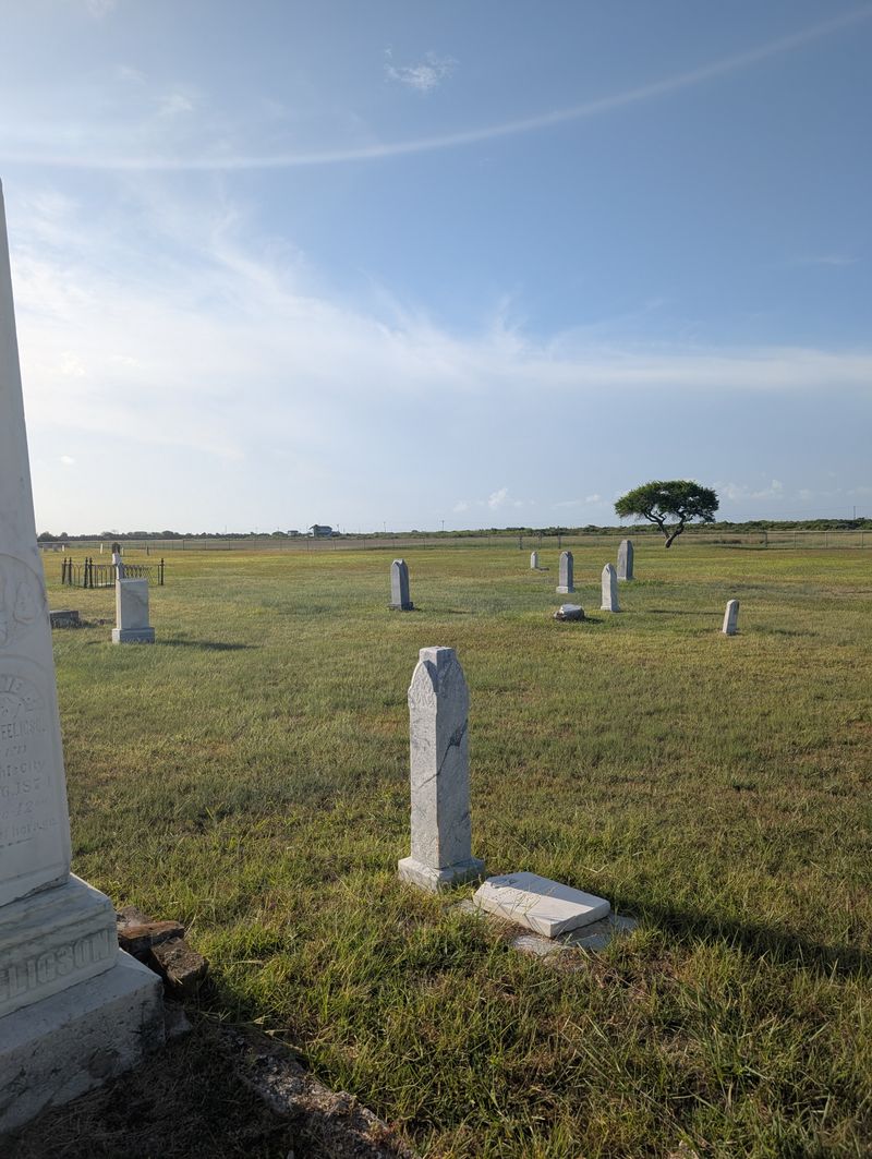 TX-16 Into Indianola Cemetery