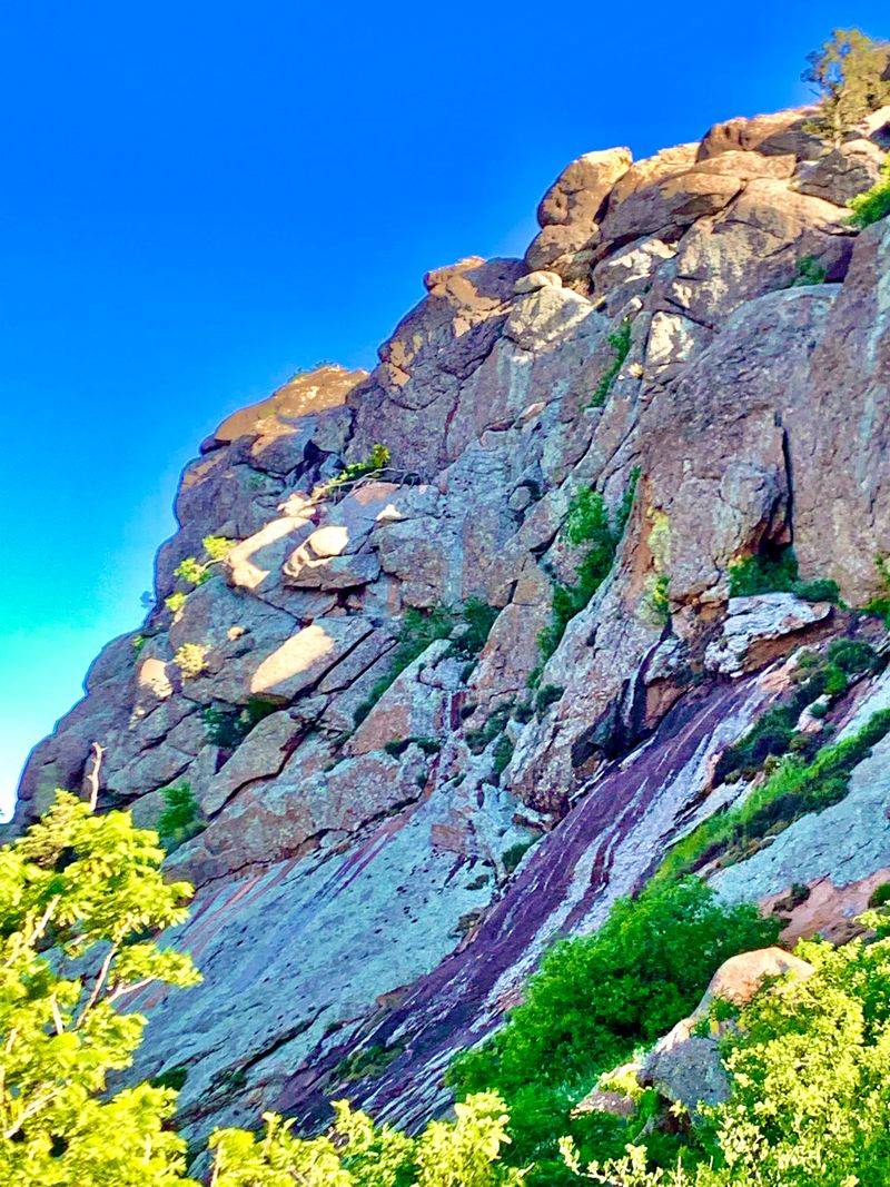 Quartz Crystal Exhibits and Geological Wonders