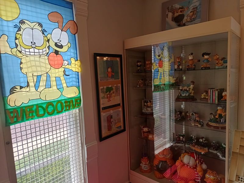 Garfield Creator Jim Davis Gets Equal Billing in Shared Space