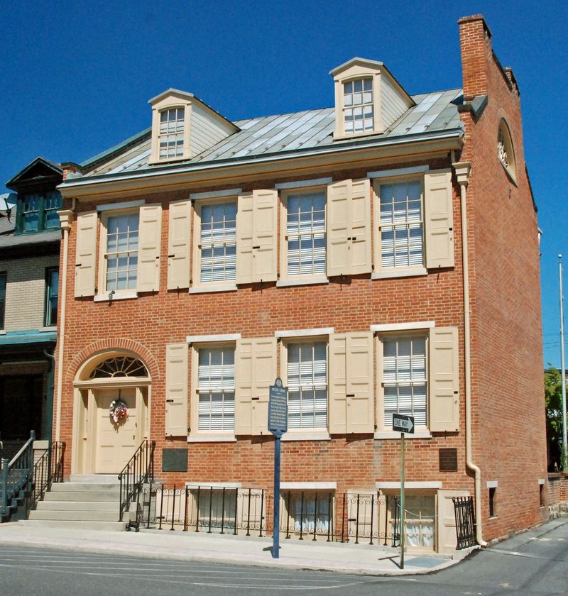 Towns Begin To Resemble Each Other