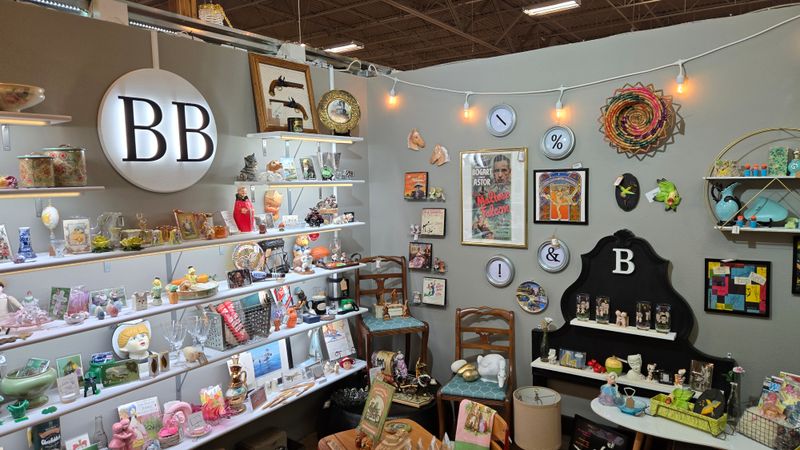 Perfect Gift-Hunting Headquarters