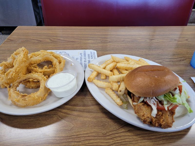 Massive Crispy Onion Rings Worth Ordering