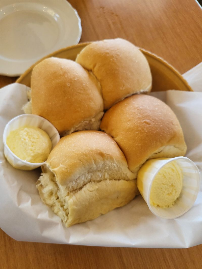 Rolls That Arrive Hot and Heavenly