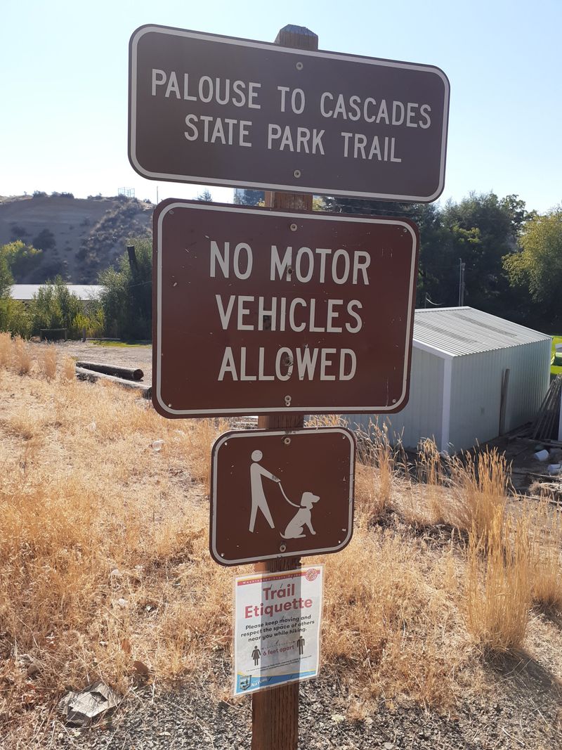 Palouse To Cascades State Park Trail, Forest Passage