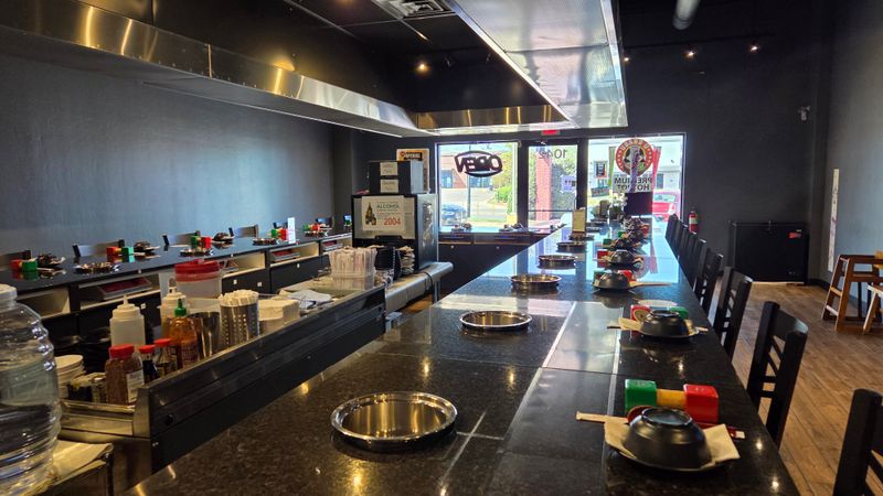 Perfect For Solo Diners and Groups Alike