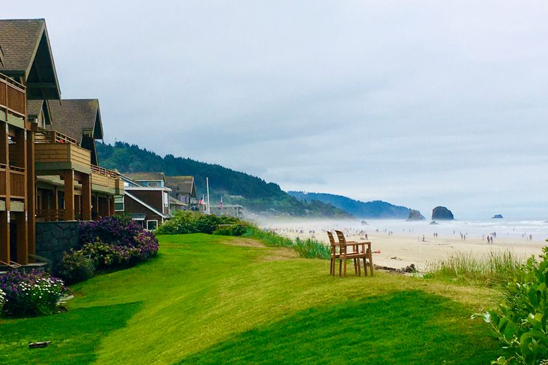 Why Cannon Beach Works For Readers
