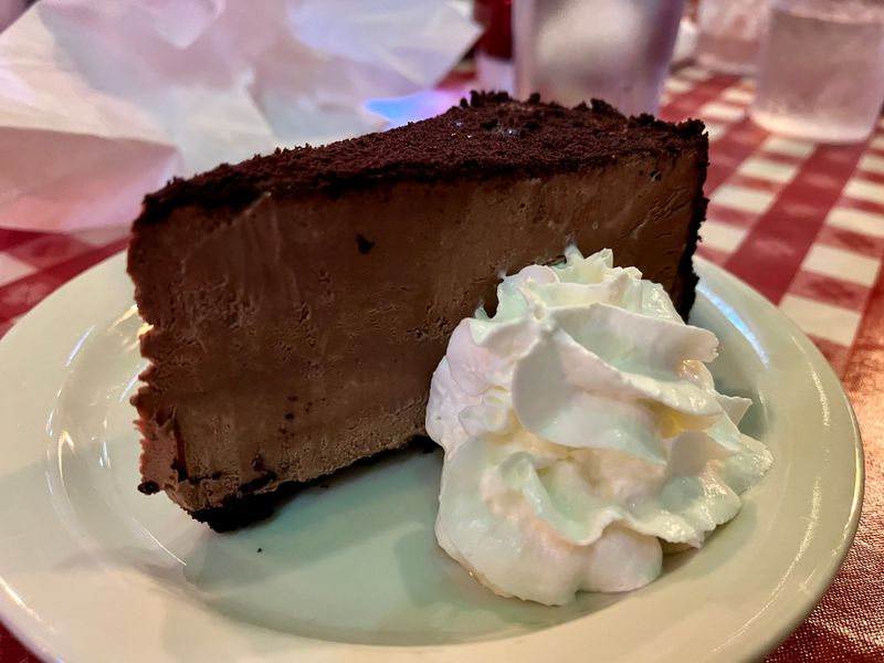 Decadent Chocolate Mousse Pie That Ends Meals Perfectly