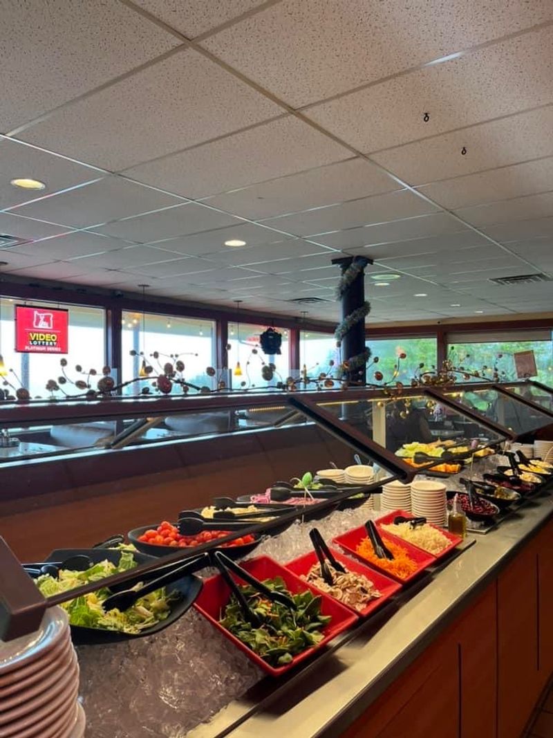Hilltop Buffet & Grill (Newport)