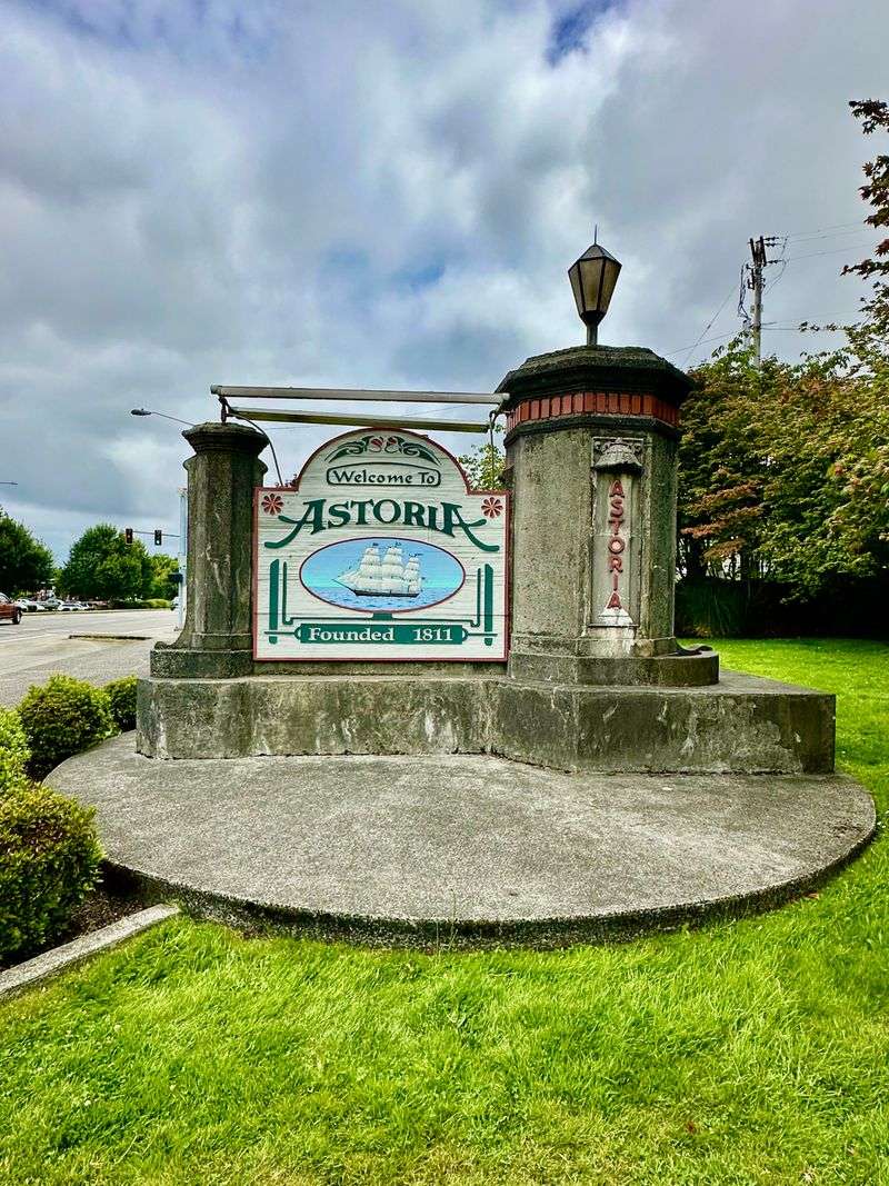 Cash-Only Adds To The Old-School Feel