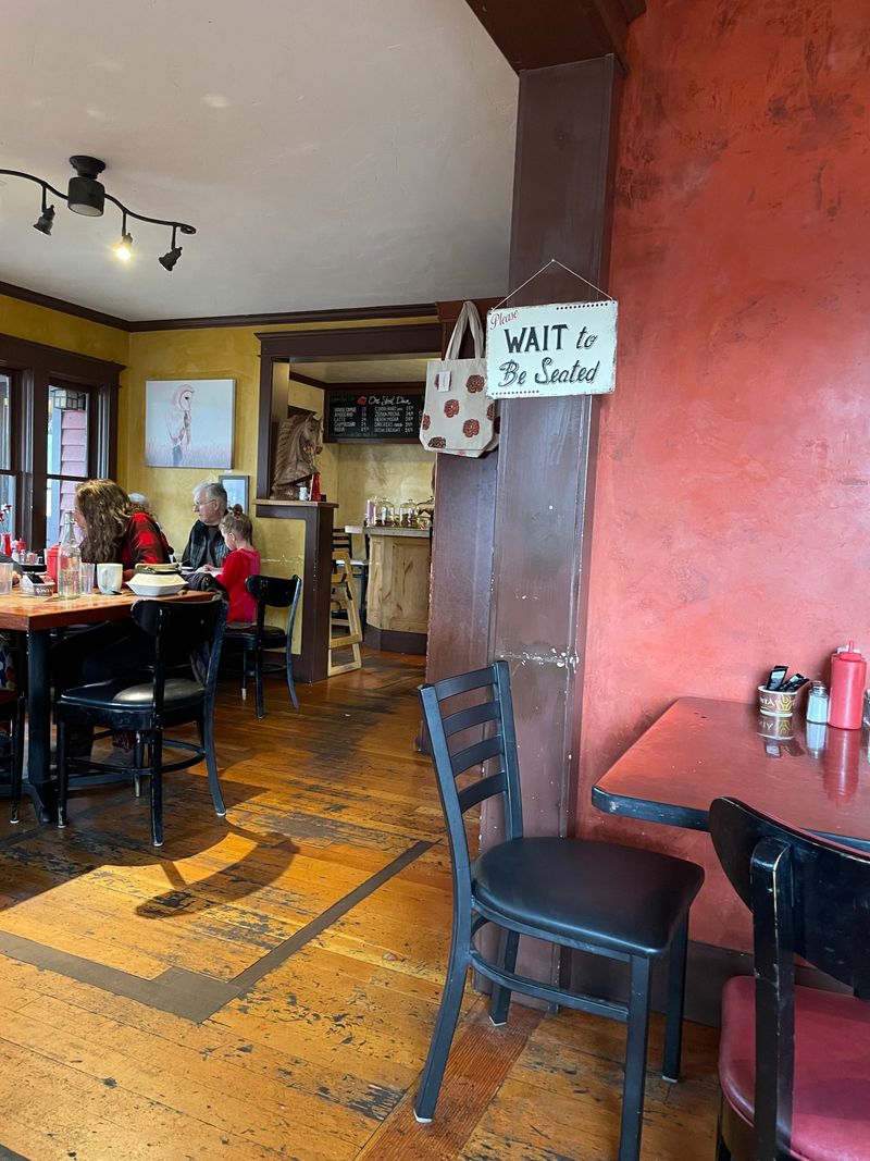 One Street Down Cafe (Redmond)