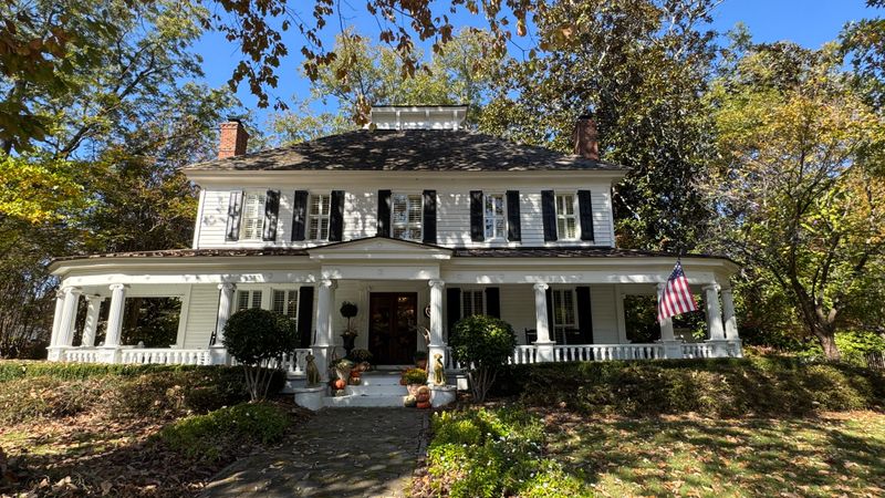 Madison's Antebellum Trail