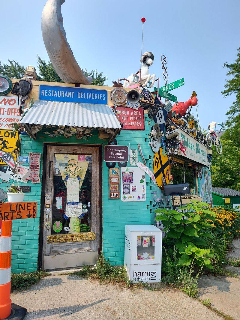 Golden Harvest Restaurant