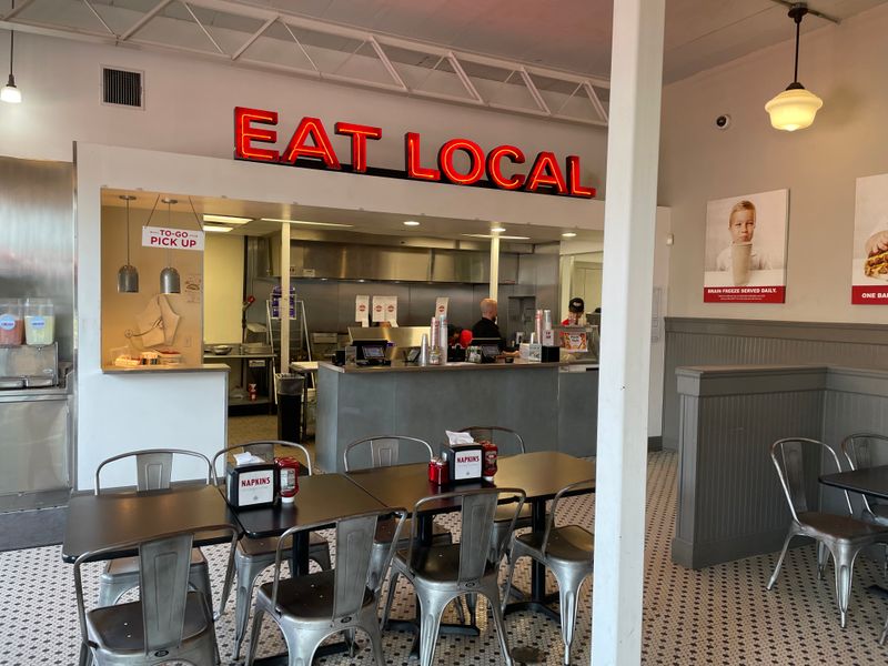 Tucker's Onion Burgers in Oklahoma City