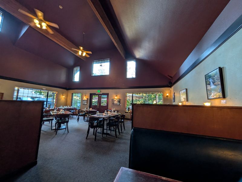 Rendezvous Grill (Sandy)