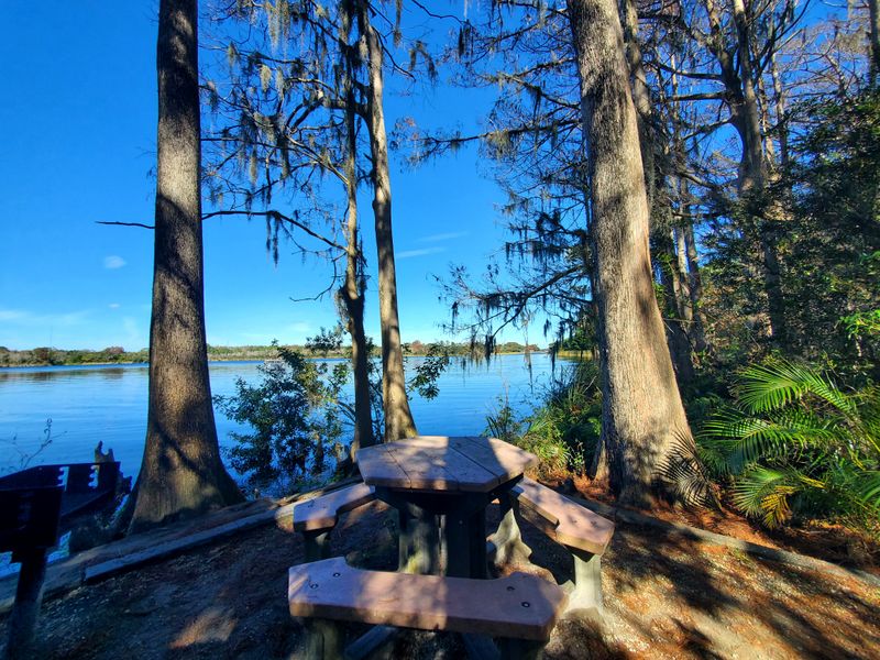 Lake Tarpon Park, Tarpon Springs