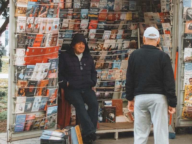 Engage Respectfully with Artisans and Vendors