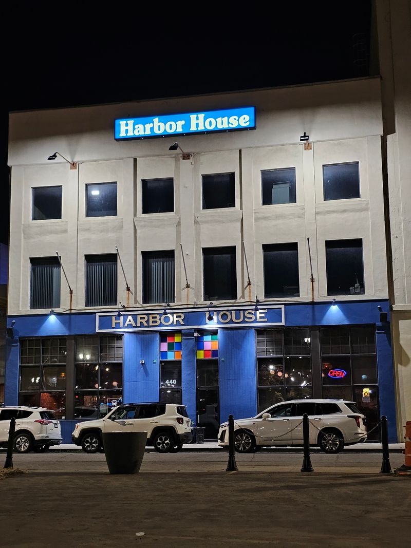 Harbor House (Detroit)