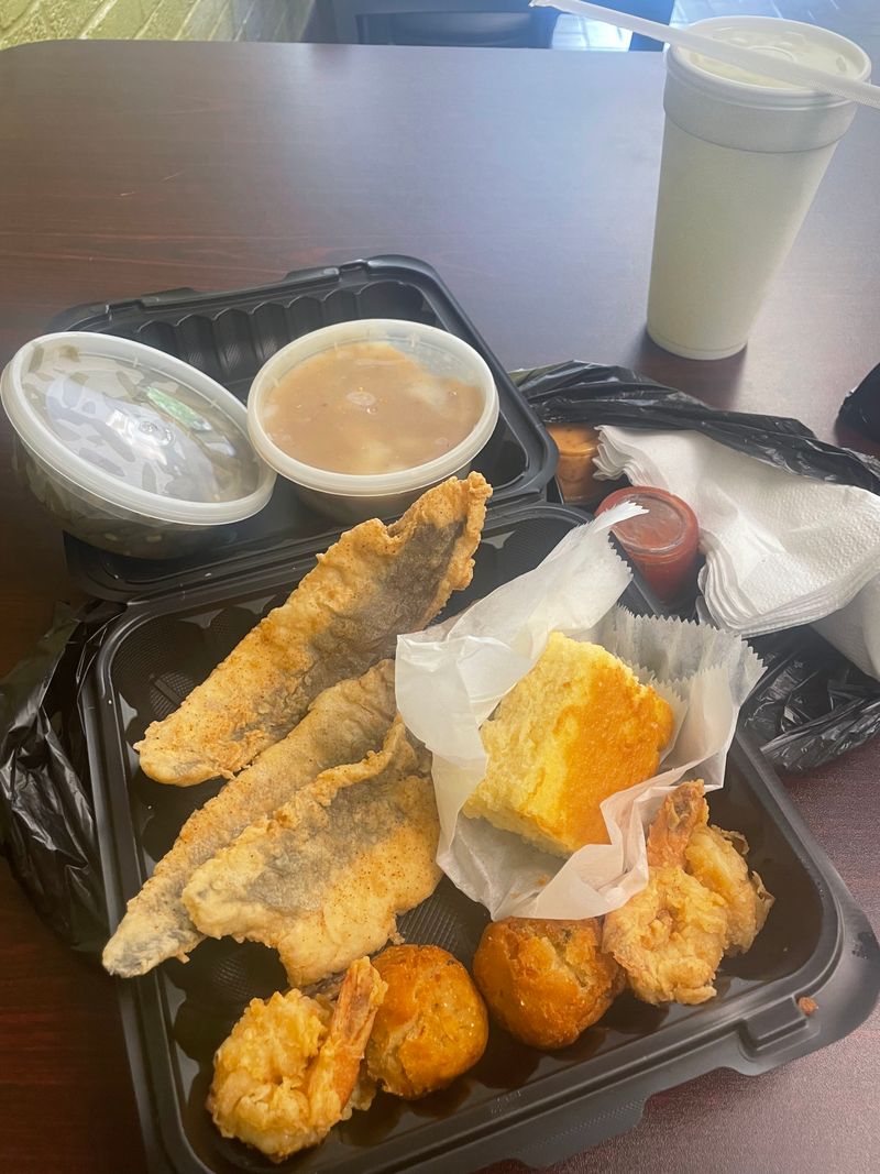 Seafood Combos That Bring the Ocean to Richmond