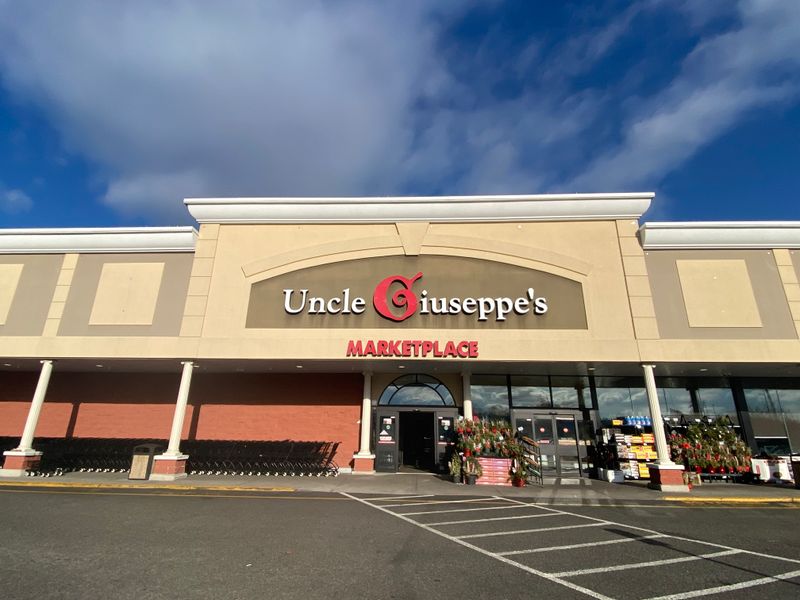 Uncle Giuseppe's Marketplace