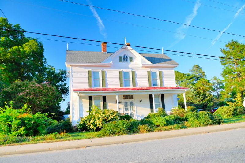 Handcrafted Goods at Local Artisan Boutiques