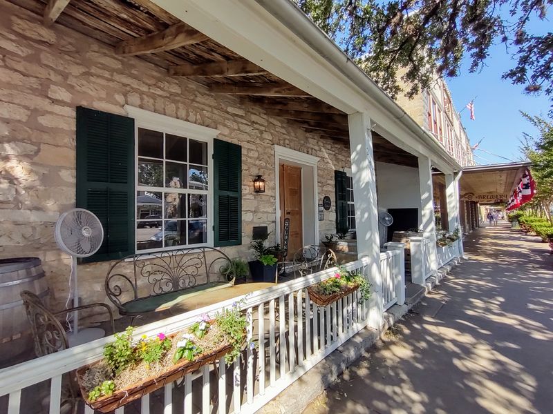 Small-Town Atmosphere Creates Lasting Impressions