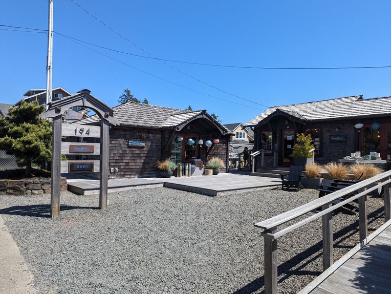 Manzanita Farmers Market: Fresh Local Goods All Summer Long