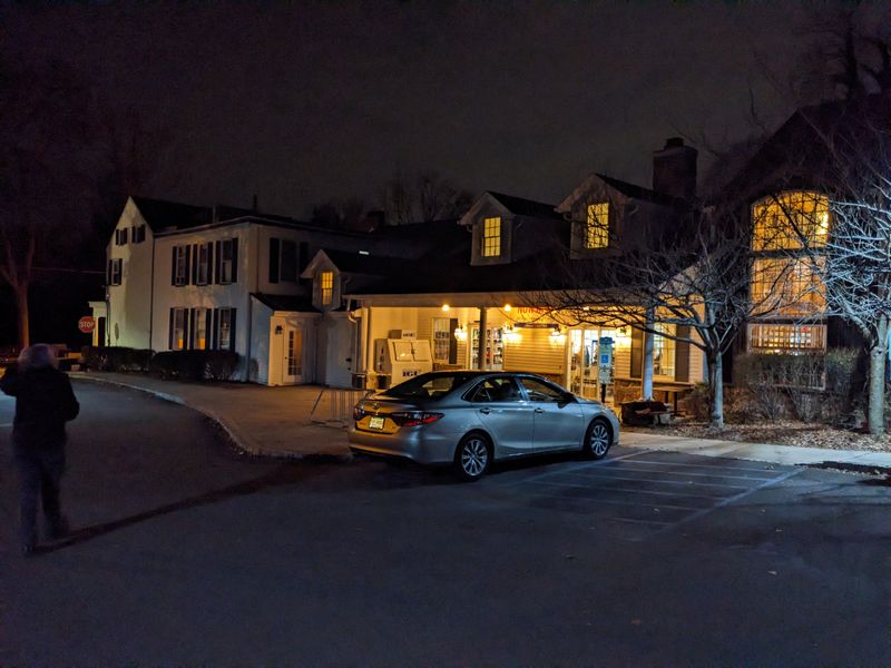 Why You Shouldn't Dine Alone Here