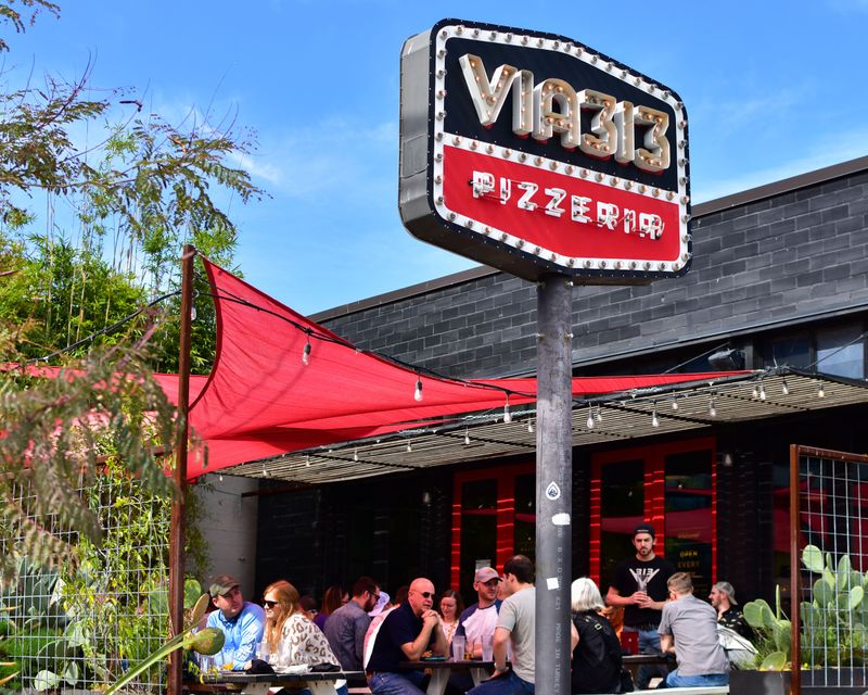 Via 313 Pizza, Texas