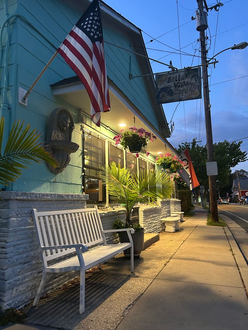 Bella Vida Garden Café – 406 Broadway, West Cape May, NJ 08204