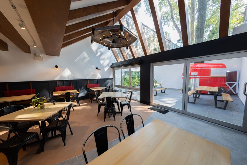 The Pizza Box, Charlotte