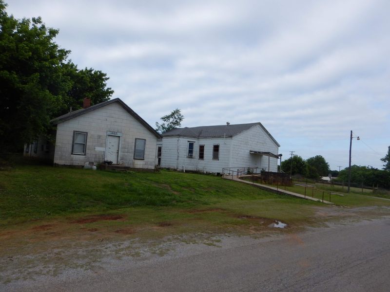 The School That Taught Its Last Lesson