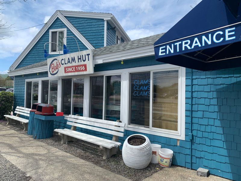 Bob’s Clam Hut