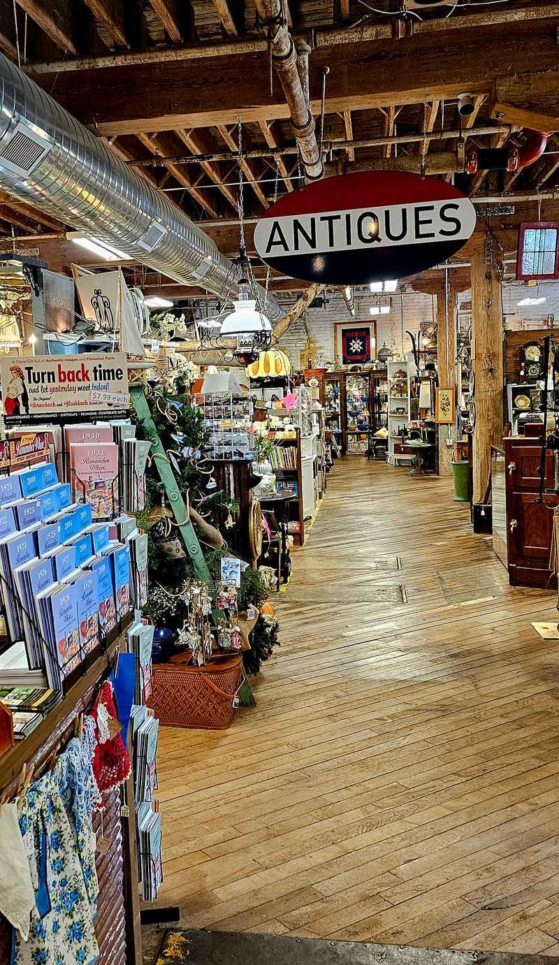 No Flash, Just Quality