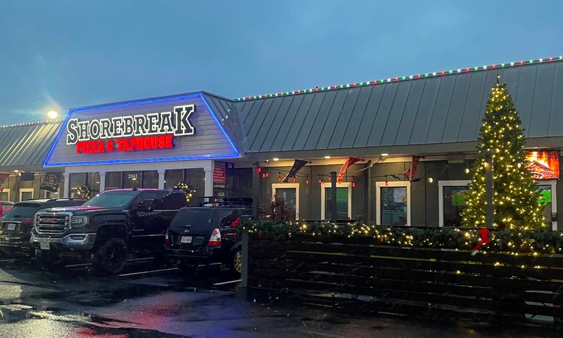 ShoreBreak Pizza & TapHouse (Virginia Beach)