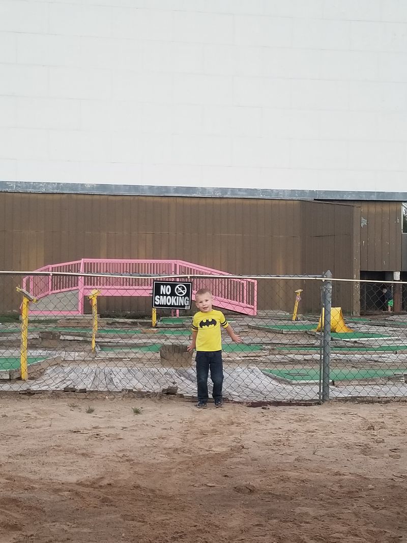 Family-Friendly Atmosphere and Non-Smoking Section