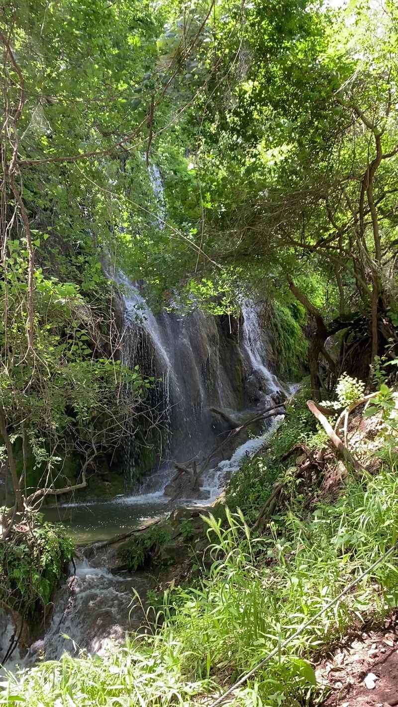 Sulphur: Natural Springs and Waterfall Wonders