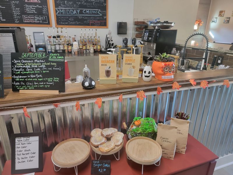 Homemade Berry Popsicles Made from Fresh Fruit
