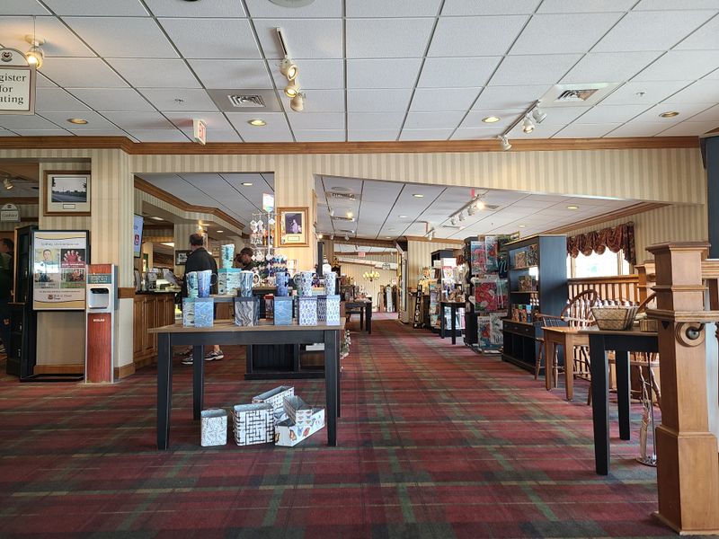 Bird-in-Hand Family Restaurant & Smorgasbord