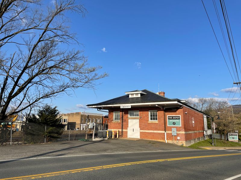 Historic Crozet Downtown Charm