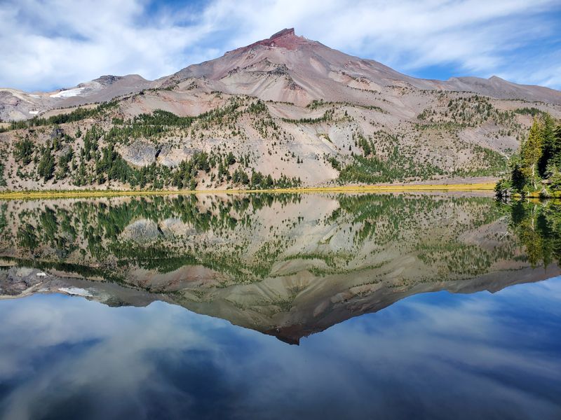 Green Lakes Trail in South Sister Wilderness