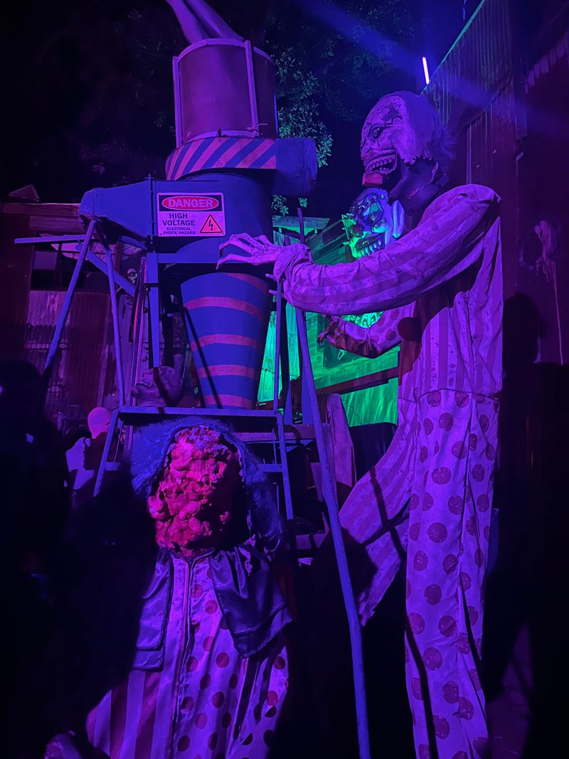 Scream Hollow, Austin