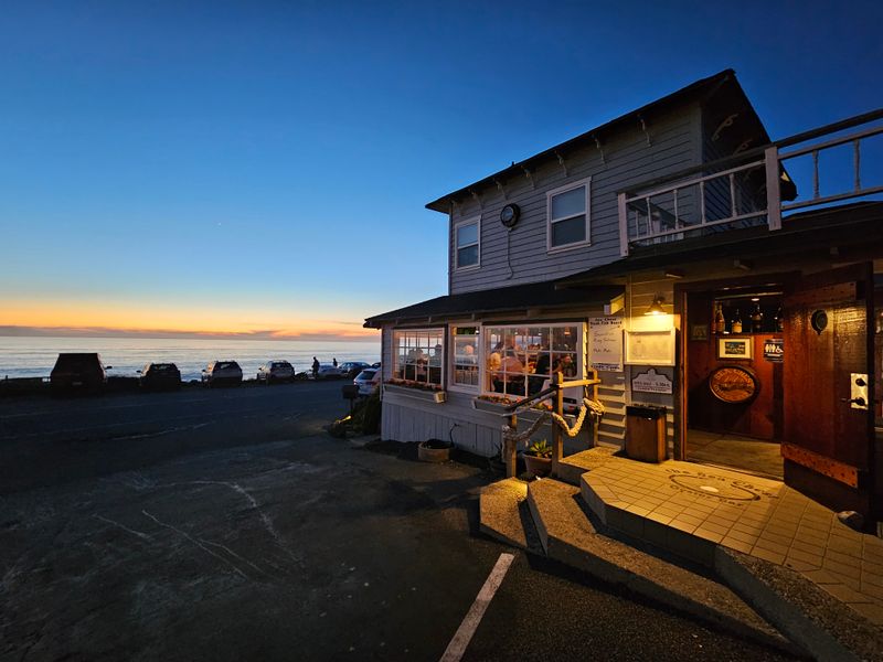 Sea Chest Oyster Bar