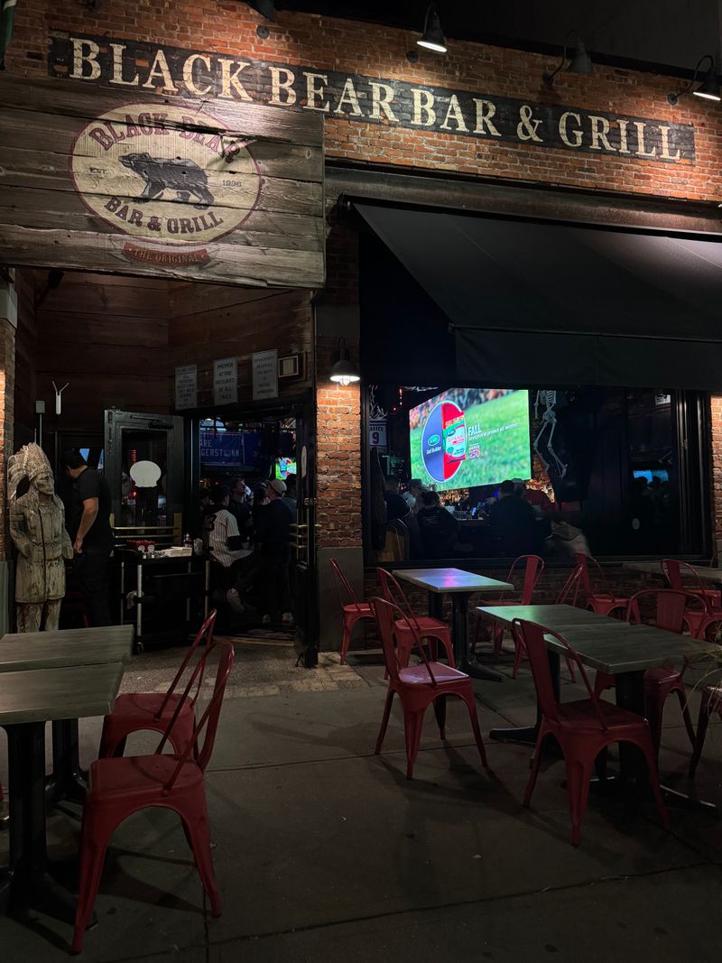 Black Bear Bar & Grill