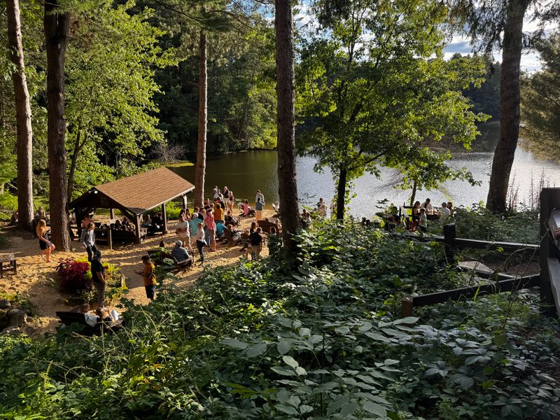 Mirror Lake Views At Every Turn