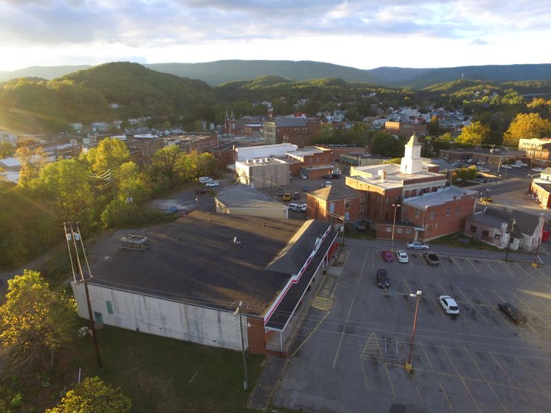 Local Businesses and Empty Storefronts