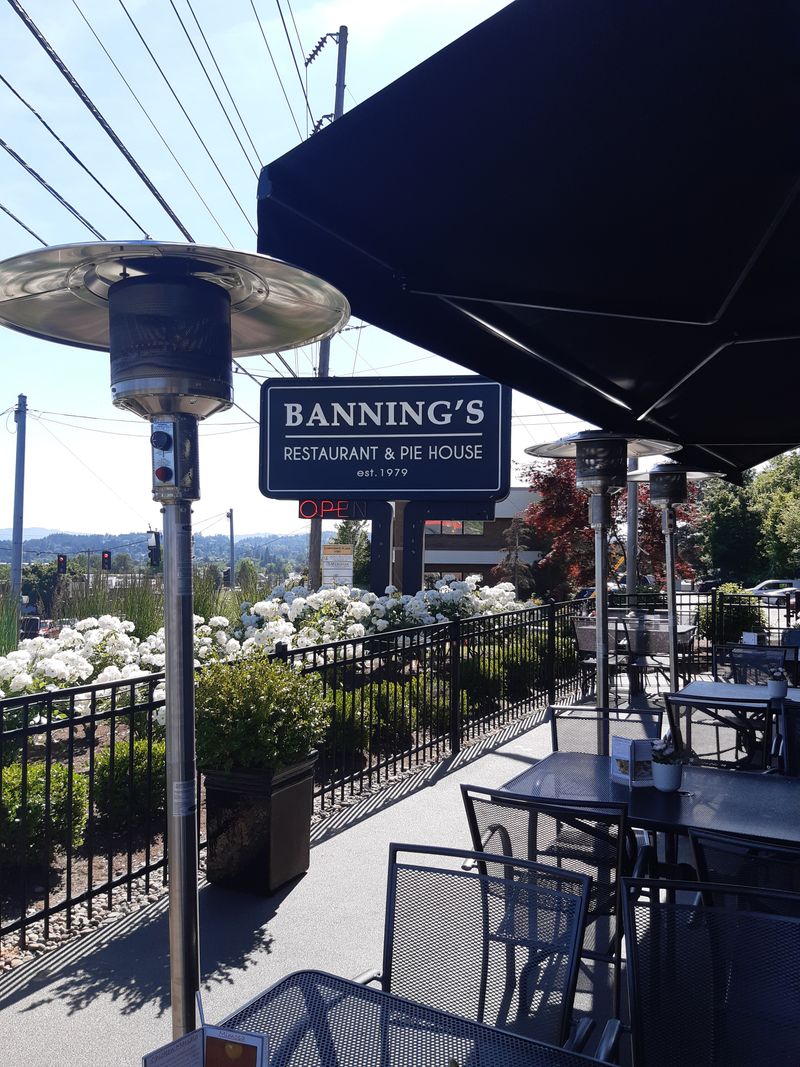 Banning's Restaurant & Pie House