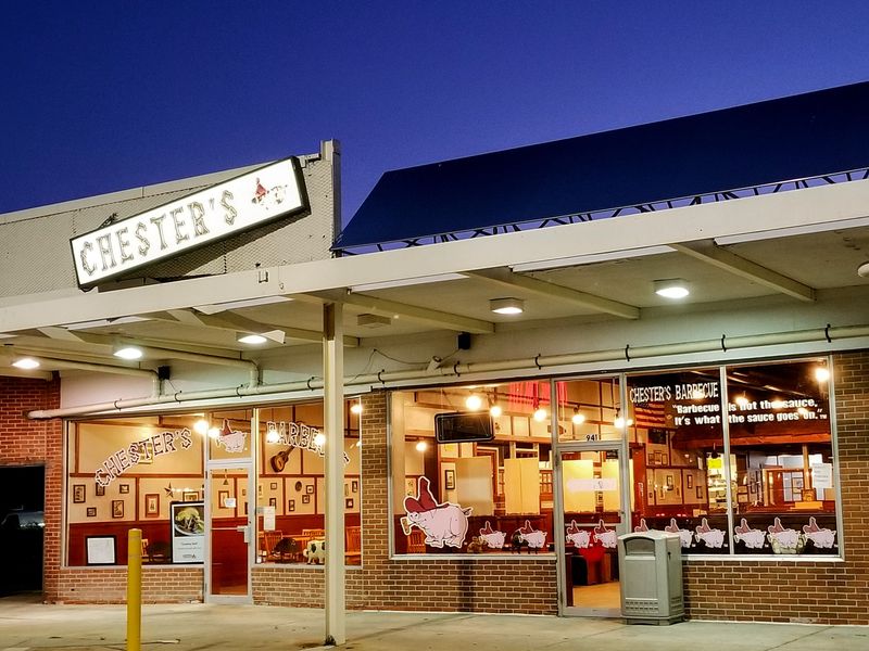 Chester’s Barbecue In Groton